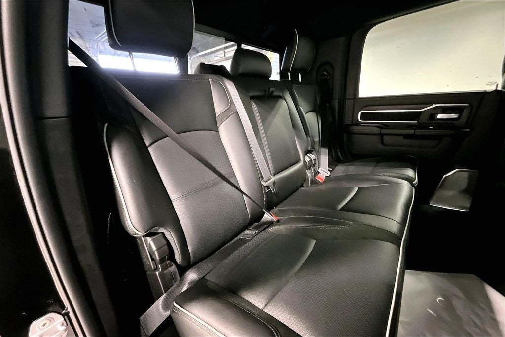 2026 RAM Ram 3500 RAM 3500 LARAMIE MEGA CAB 4X4 6'4' BOX