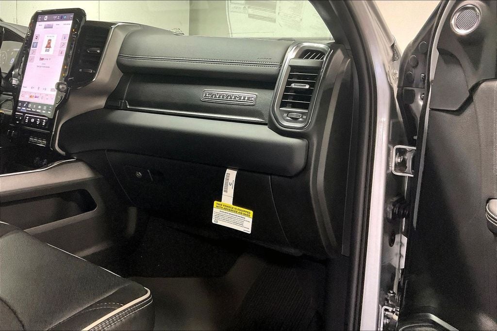 2026 RAM Ram 3500 RAM 3500 LARAMIE MEGA CAB 4X4 6'4' BOX