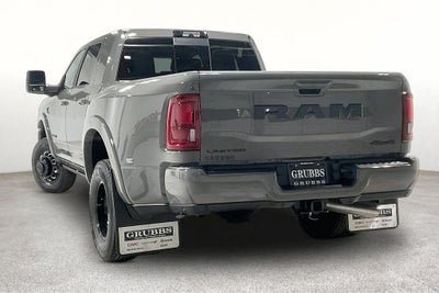 2027 RAM Ram 3500 RAM 3500 LIMITED MEGA CAB 4X4 6'4' BOX