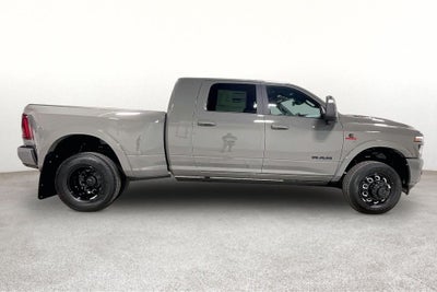 2027 RAM Ram 3500 RAM 3500 LIMITED MEGA CAB 4X4 6'4' BOX