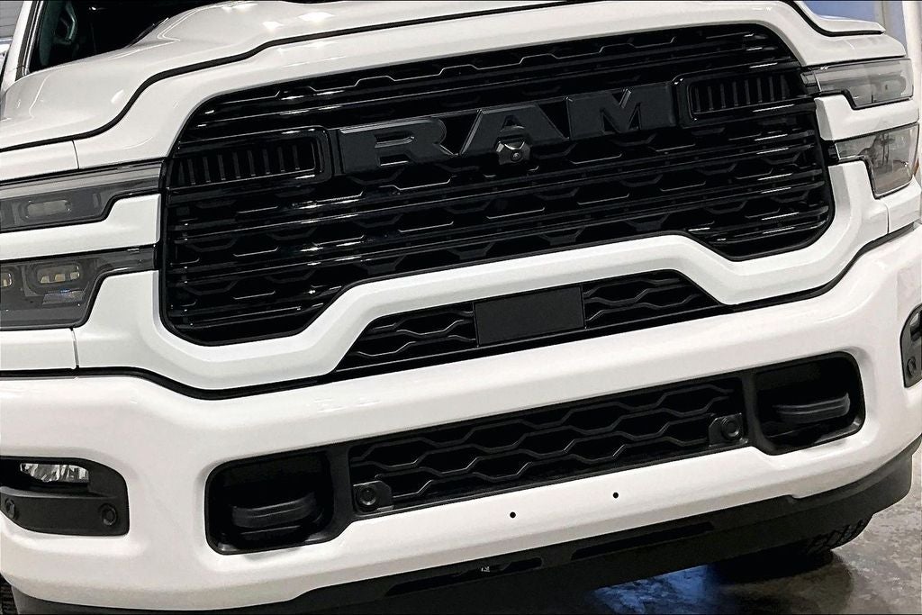 2026 RAM Ram 3500 RAM 3500 LIMITED MEGA CAB 4X4 6'4' BOX