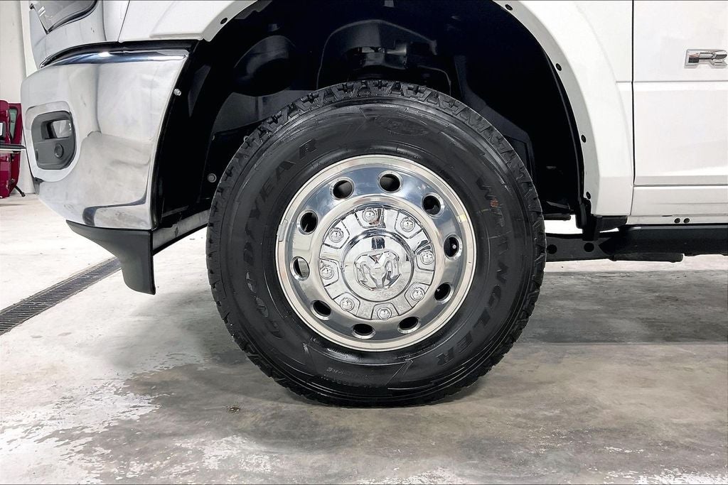 2026 RAM 3500 RAM 3500 LIMITED LONGHORN CREW CAB 4X4 8' BOX