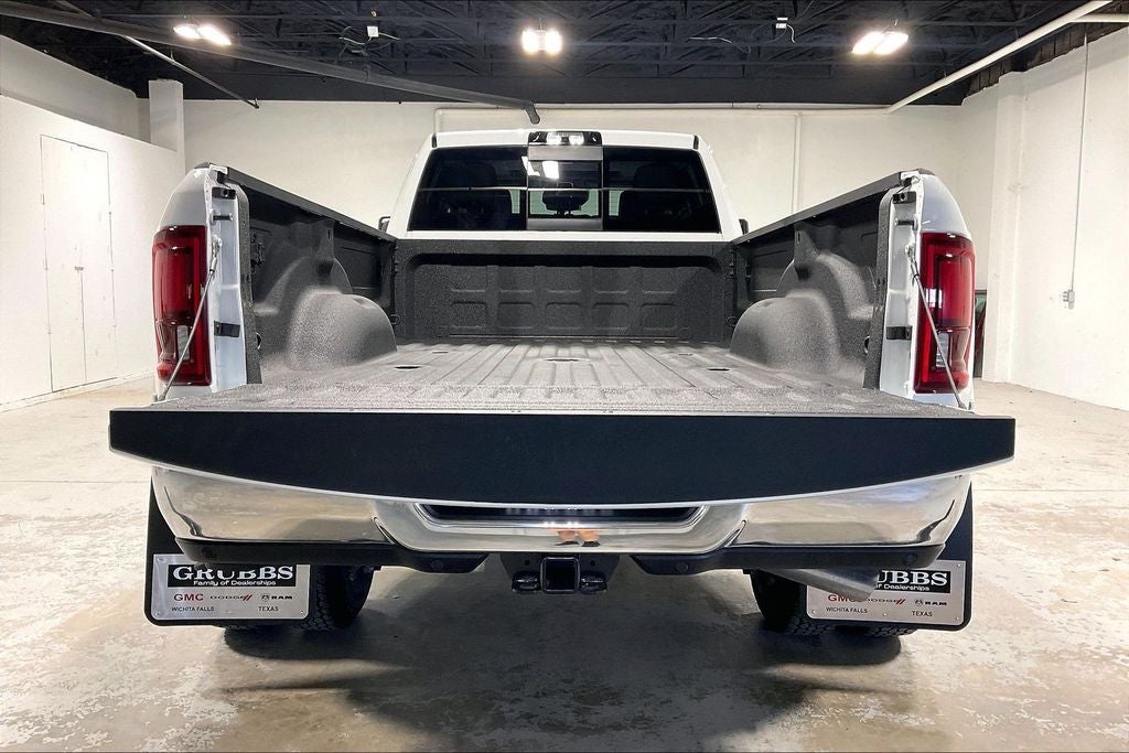 2026 RAM 3500 RAM 3500 LIMITED LONGHORN CREW CAB 4X4 8' BOX