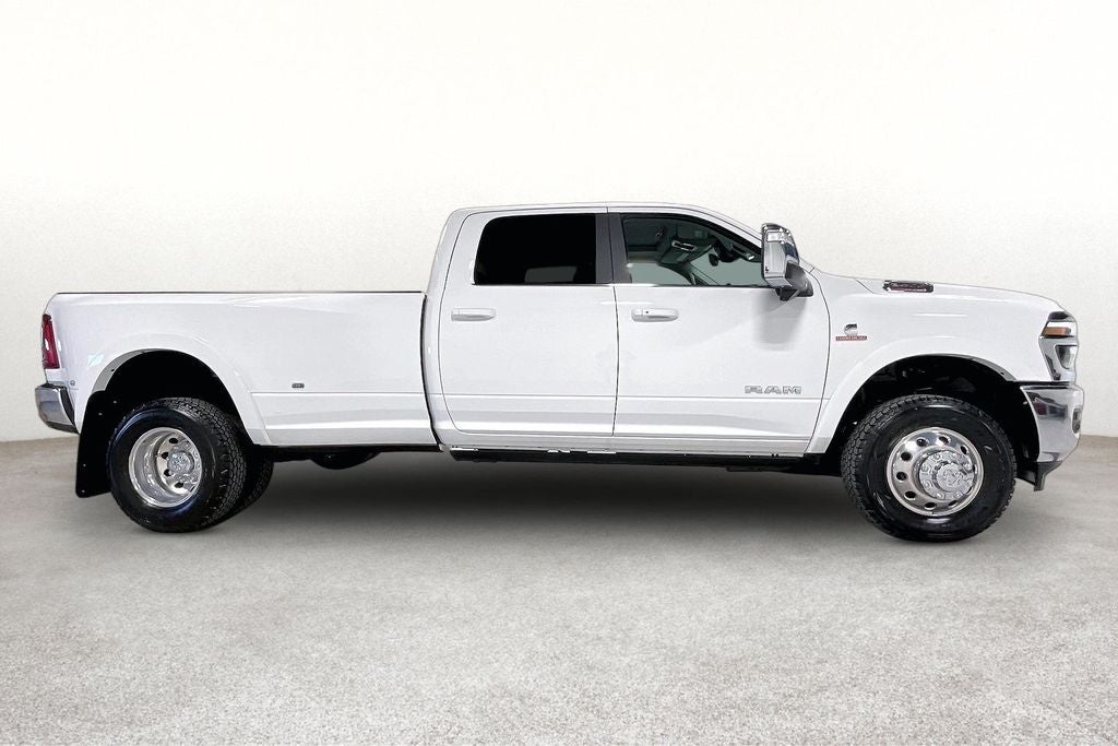 2026 RAM 3500 RAM 3500 LIMITED LONGHORN CREW CAB 4X4 8' BOX