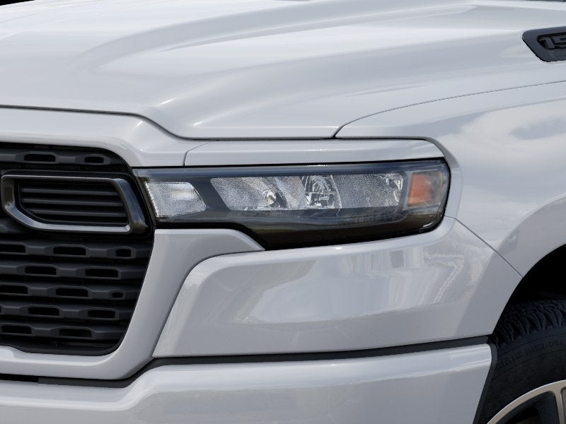 2026 RAM 1500 RAM 1500 EXPRESS CREW CAB 4X2 5'7' BOX