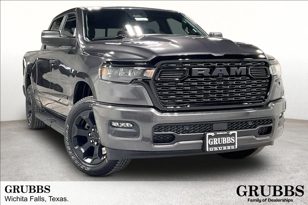 2027 RAM Ram 1500 RAM 1500 EXPRESS CREW CAB 4X4 5'7' BOX
