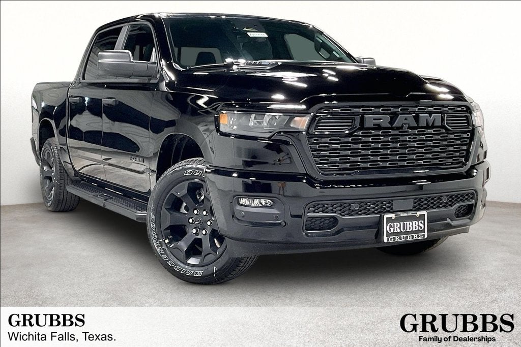 2027 RAM Ram 1500 RAM 1500 EXPRESS CREW CAB 4X4 5'7' BOX