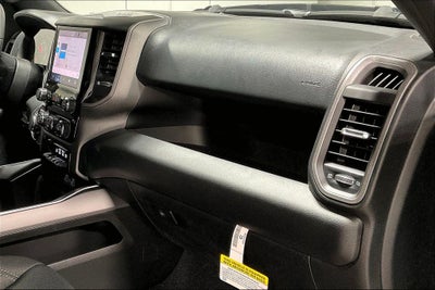 2027 RAM Ram 1500 RAM 1500 EXPRESS CREW CAB 4X4 5'7' BOX