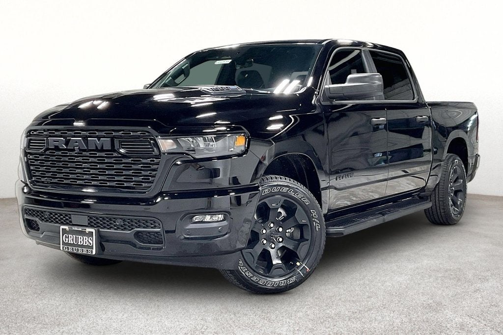 2027 RAM Ram 1500 RAM 1500 EXPRESS CREW CAB 4X4 5'7' BOX