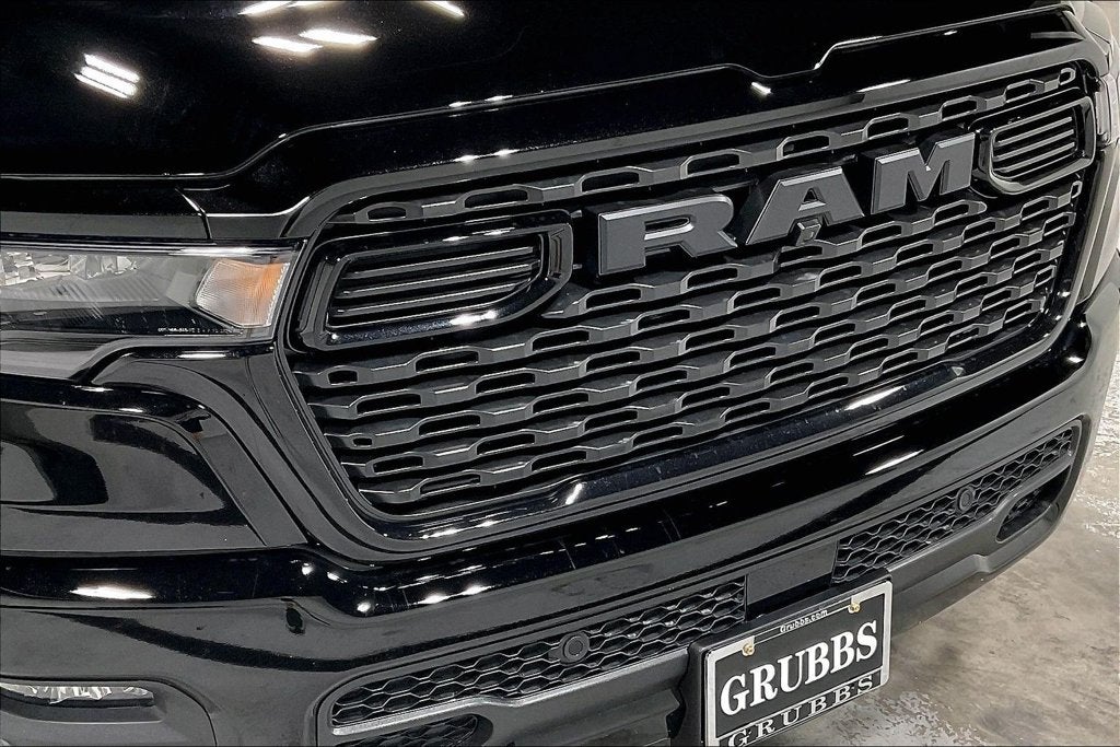 2027 RAM Ram 1500 RAM 1500 EXPRESS CREW CAB 4X4 5'7' BOX