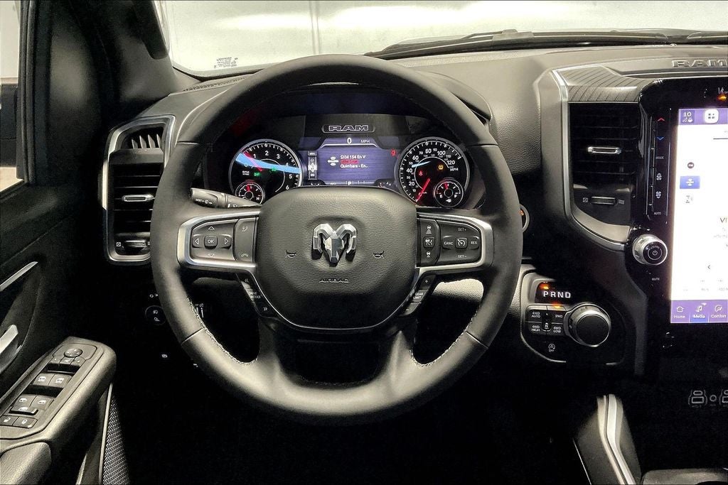 2025 RAM Ram 1500 RAM 1500 BIG HORN CREW CAB 4X4 5'7' BOX