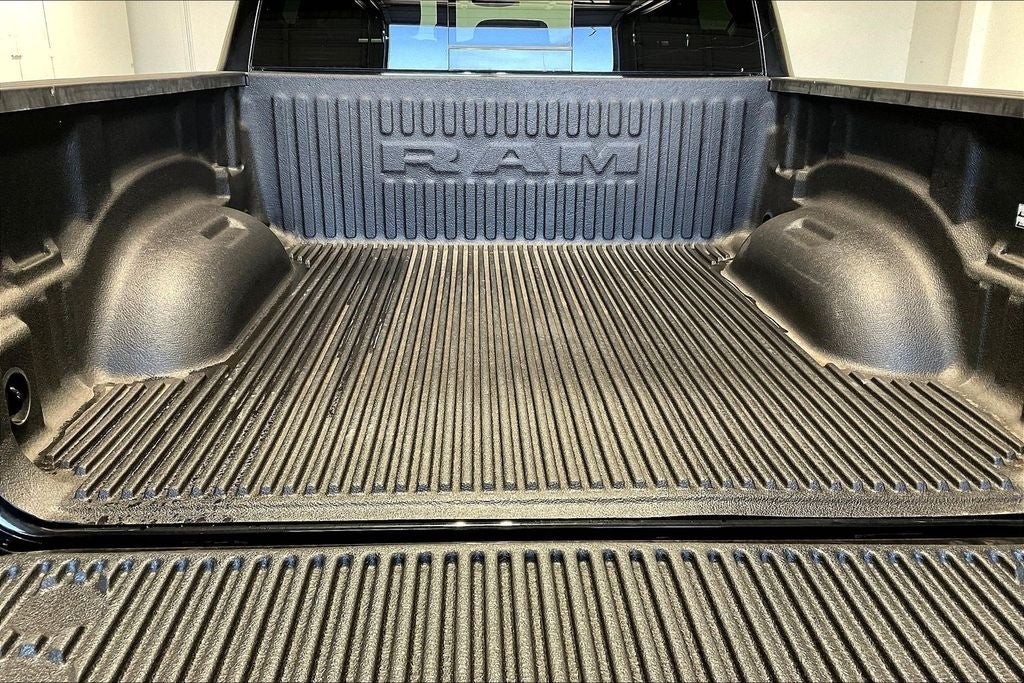 2025 RAM Ram 1500 RAM 1500 BIG HORN CREW CAB 4X4 5'7' BOX