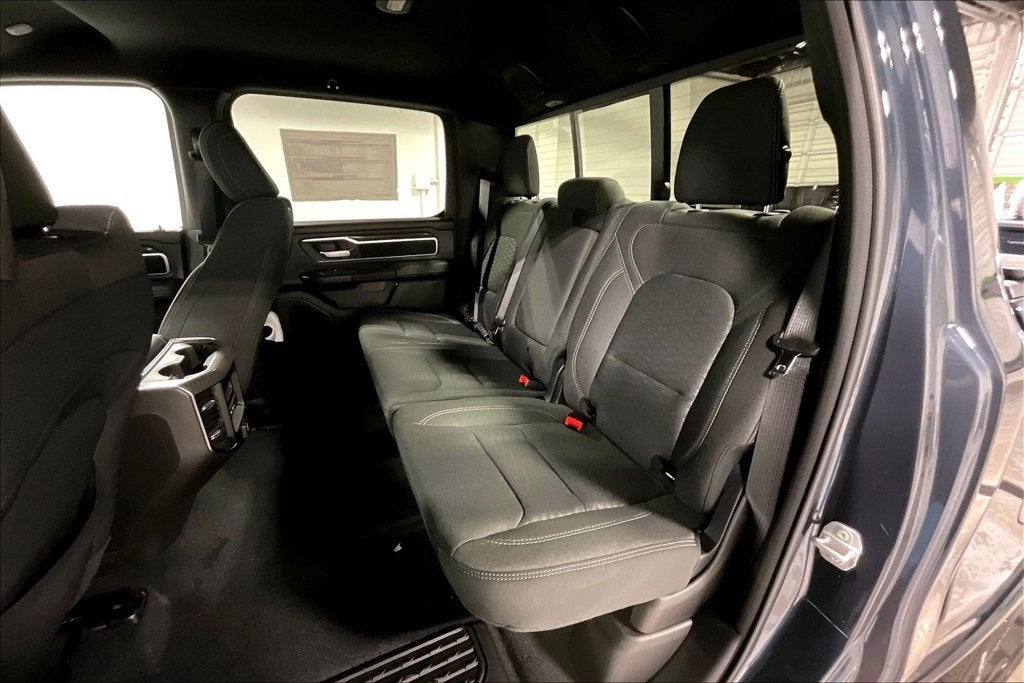 2027 RAM Ram 1500 RAM 1500 LONE STAR CREW CAB 4X4 5'7' BOX