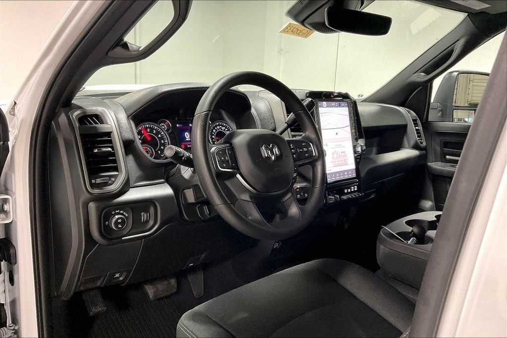 2026 RAM Ram 2500 RAM 2500 BLACK EXPRESS CREW CAB 4X4 6'4' BOX