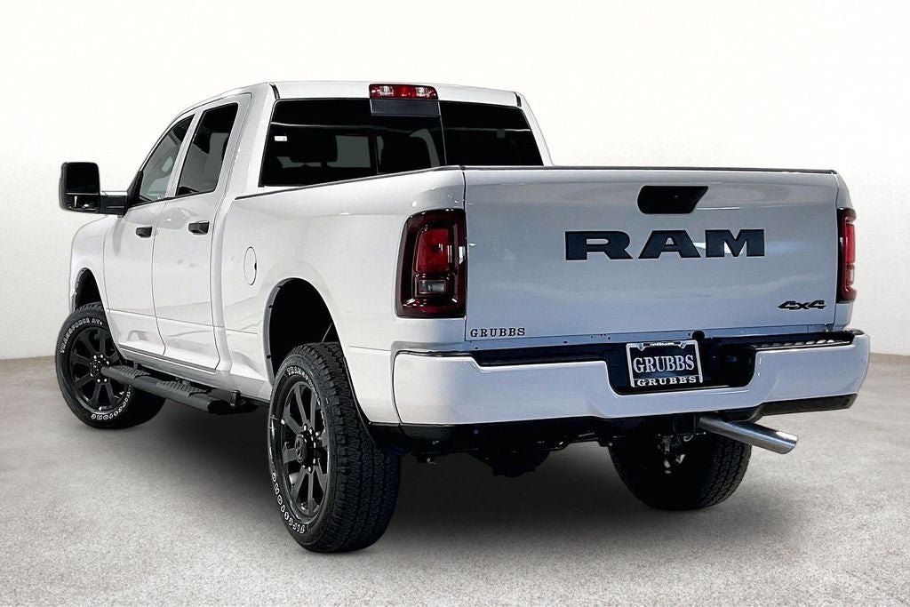 2026 RAM Ram 2500 RAM 2500 BLACK EXPRESS CREW CAB 4X4 6'4' BOX