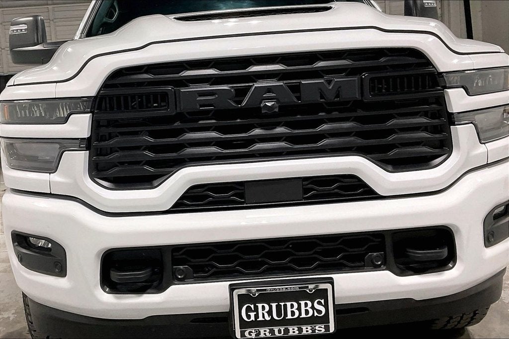 2026 RAM Ram 2500 RAM 2500 BLACK EXPRESS CREW CAB 4X4 6'4' BOX