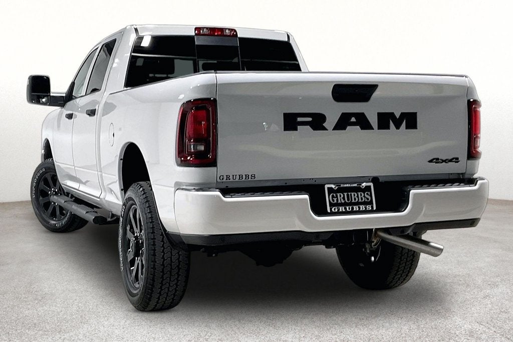 2026 RAM Ram 2500 RAM 2500 BLACK EXPRESS CREW CAB 4X4 6'4' BOX