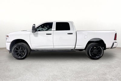 2026 RAM Ram 2500 RAM 2500 BLACK EXPRESS CREW CAB 4X4 6'4' BOX