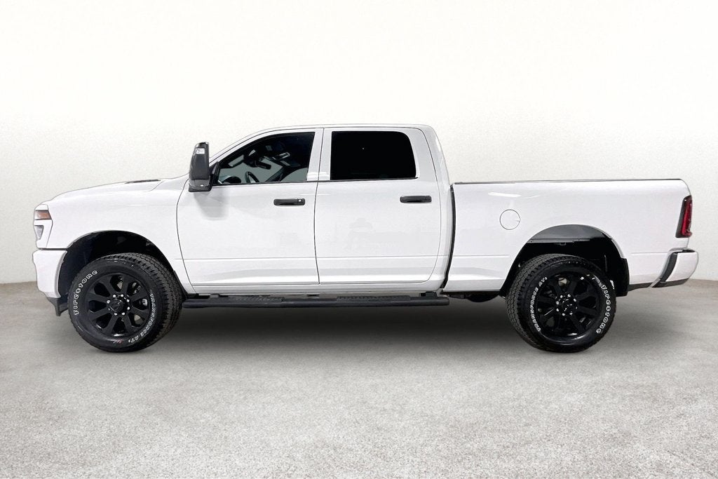 2026 RAM Ram 2500 RAM 2500 BLACK EXPRESS CREW CAB 4X4 6'4' BOX