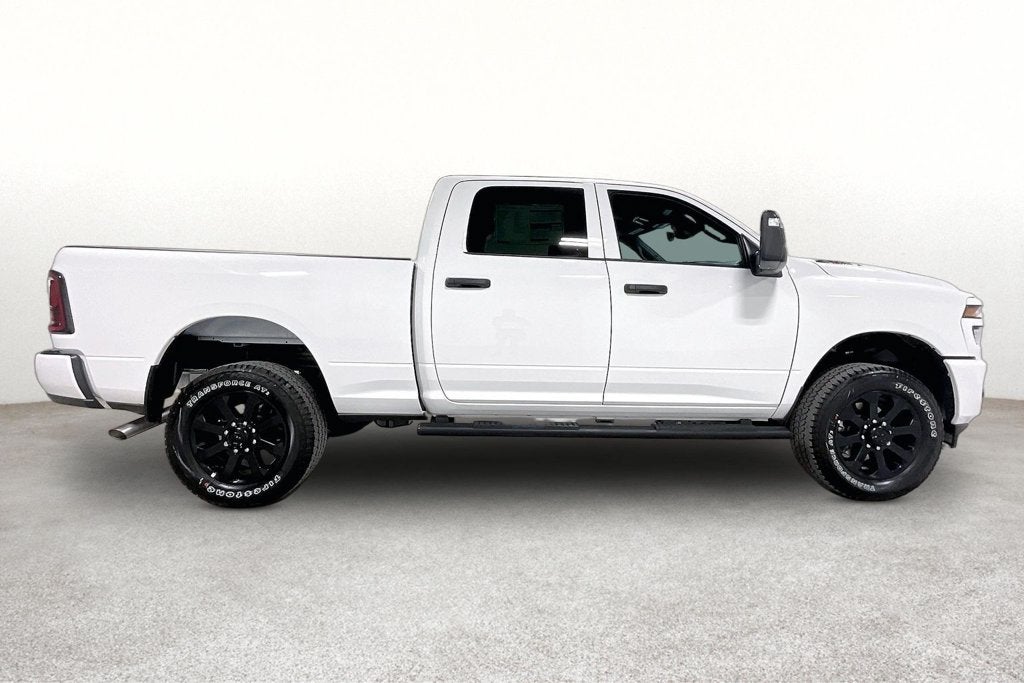 2026 RAM Ram 2500 RAM 2500 BLACK EXPRESS CREW CAB 4X4 6'4' BOX