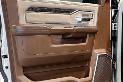 2020 RAM 2500 Laramie Crew Cab 4x4 6'4' Box