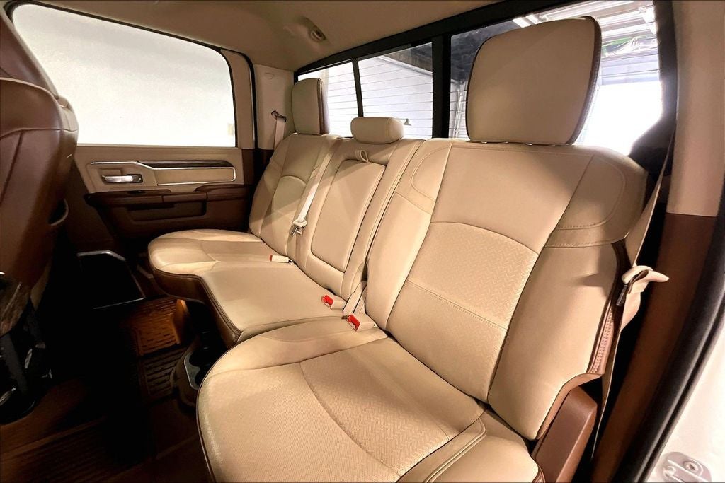 2020 RAM 2500 Laramie Crew Cab 4x4 6'4' Box