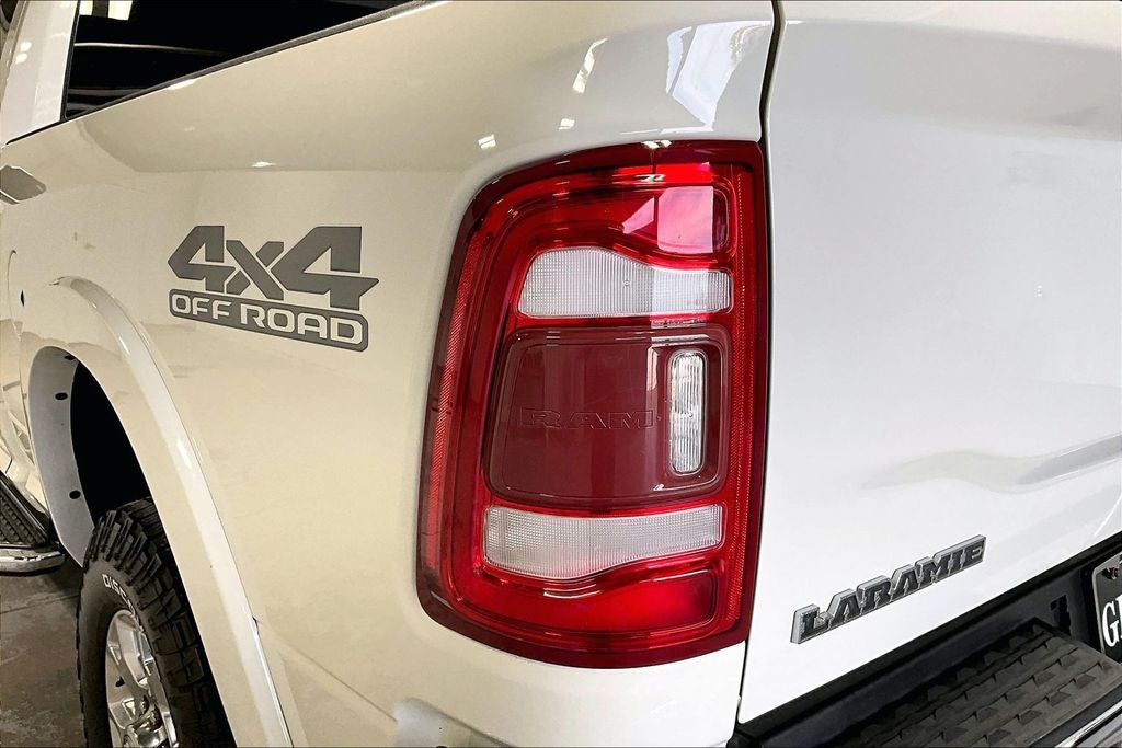 2020 RAM 2500 Laramie Crew Cab 4x4 6'4' Box