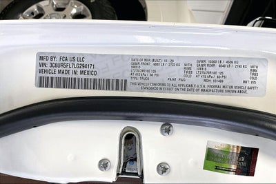 2020 RAM 2500 Laramie Crew Cab 4x4 6'4' Box