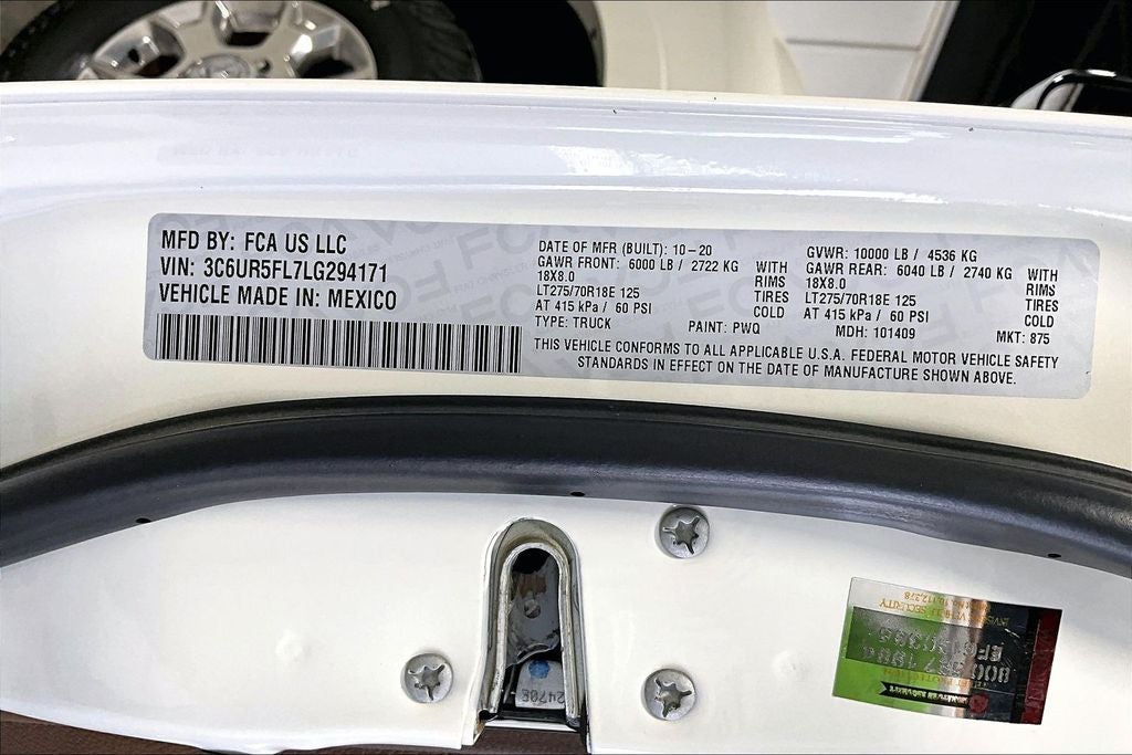 2020 RAM 2500 Laramie Crew Cab 4x4 6'4' Box