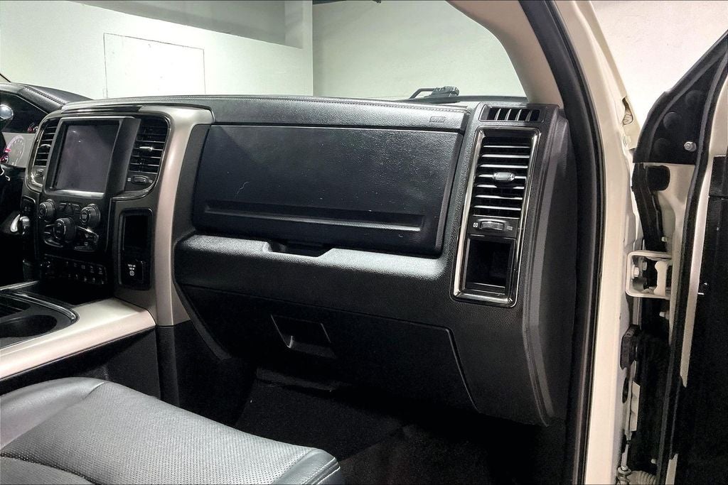 2018 RAM 2500 Laramie Crew Cab 4x4 6'4' Box