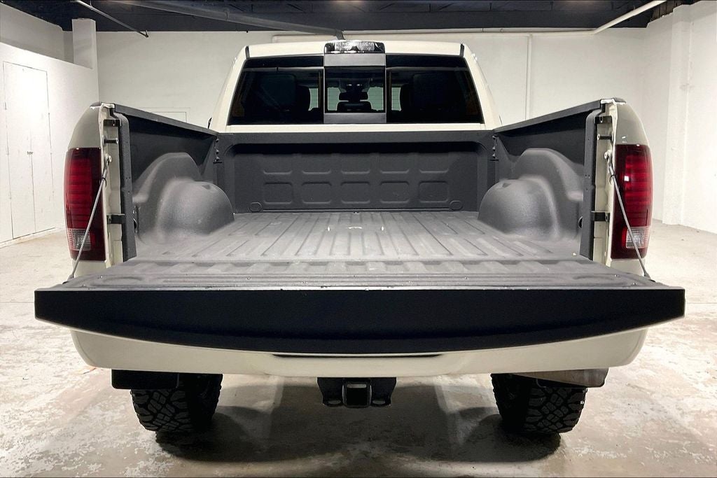 2018 RAM 2500 Laramie Crew Cab 4x4 6'4' Box