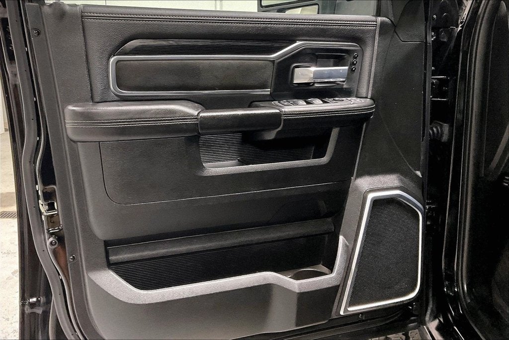 2024 RAM 2500 Laramie Crew Cab 4x4 6'4' Box