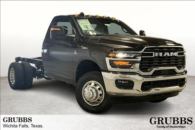 2025 RAM Ram 3500 Chassis Cab RAM 3500 TRADESMAN CHASSIS REGULAR CAB 4X2 60' CA