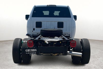2025 RAM Ram 3500 Chassis Cab RAM 3500 TRADESMAN CREW CAB CHASSIS 4X4 60' CA