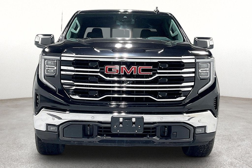 2023 GMC Sierra 1500 4WD Crew Cab Short Box SLT