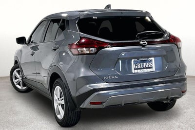 2024 Nissan Kicks S Xtronic CVT