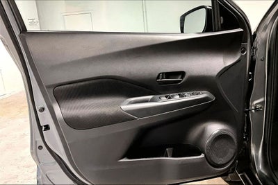 2024 Nissan Kicks S Xtronic CVT