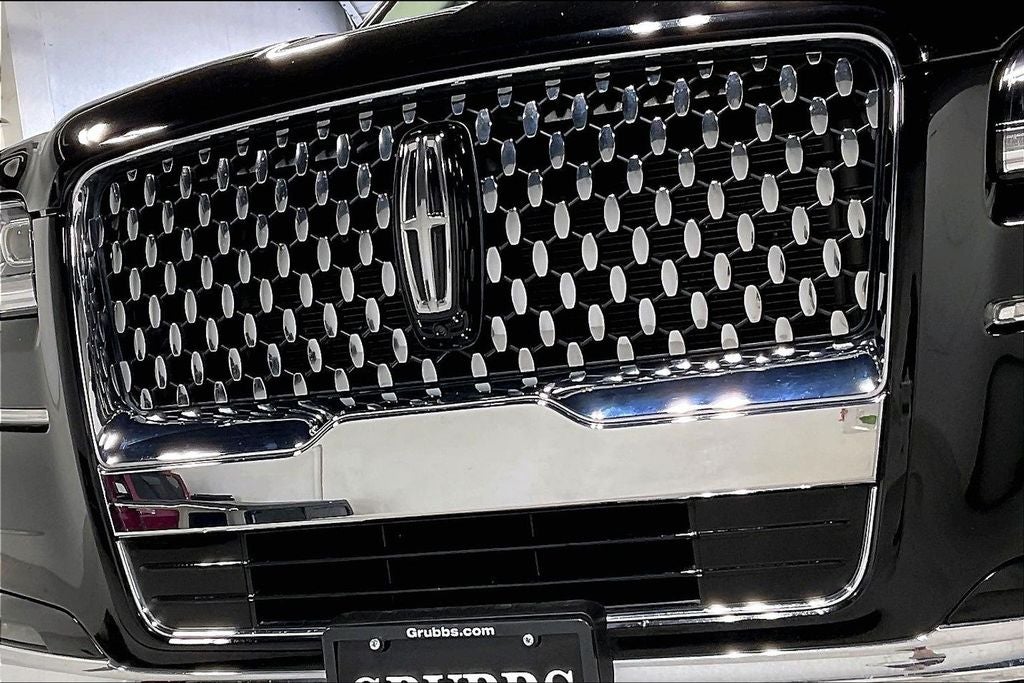 2024 Lincoln Navigator Black Label