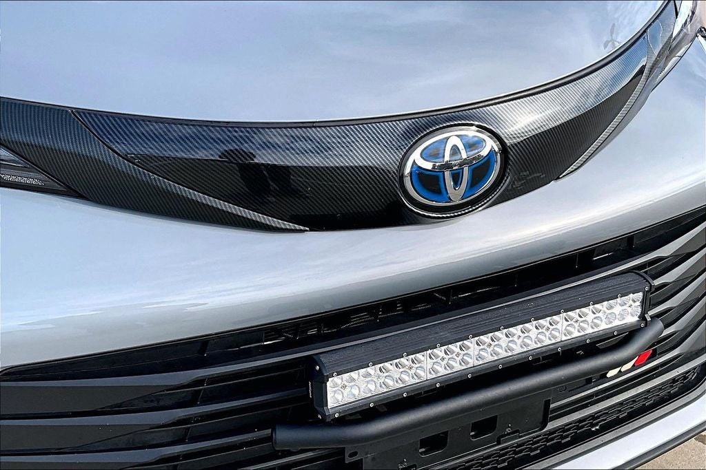 2024 Toyota Sienna Woodland Edition