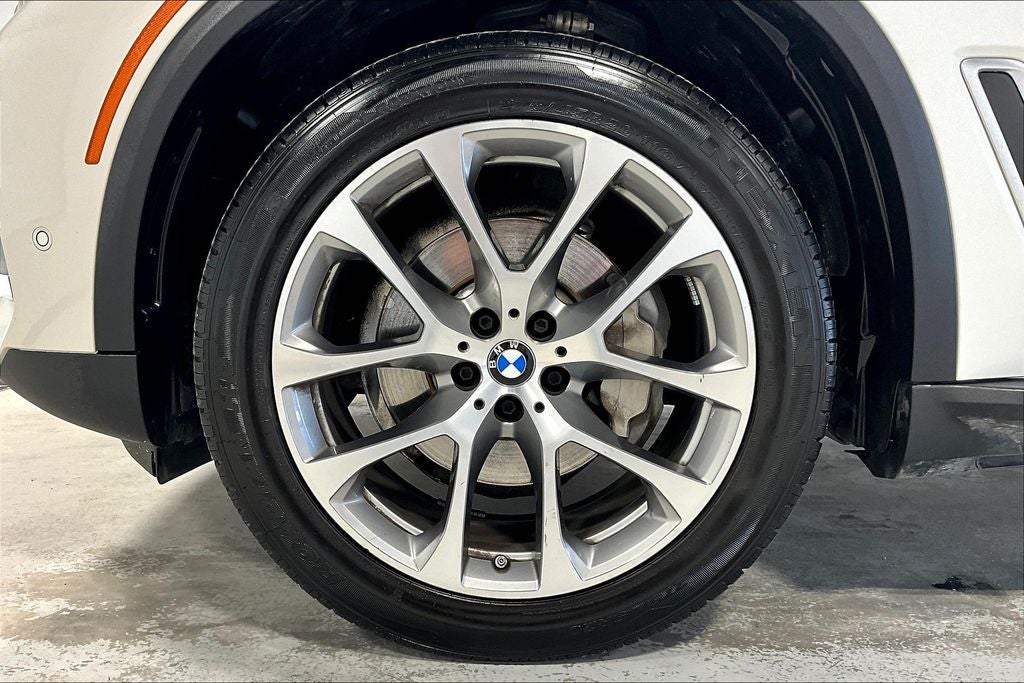 2023 BMW X5 sDrive40i