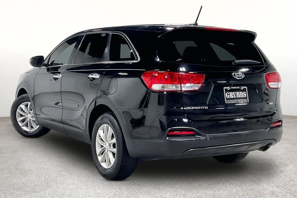 2016 Kia Sorento L