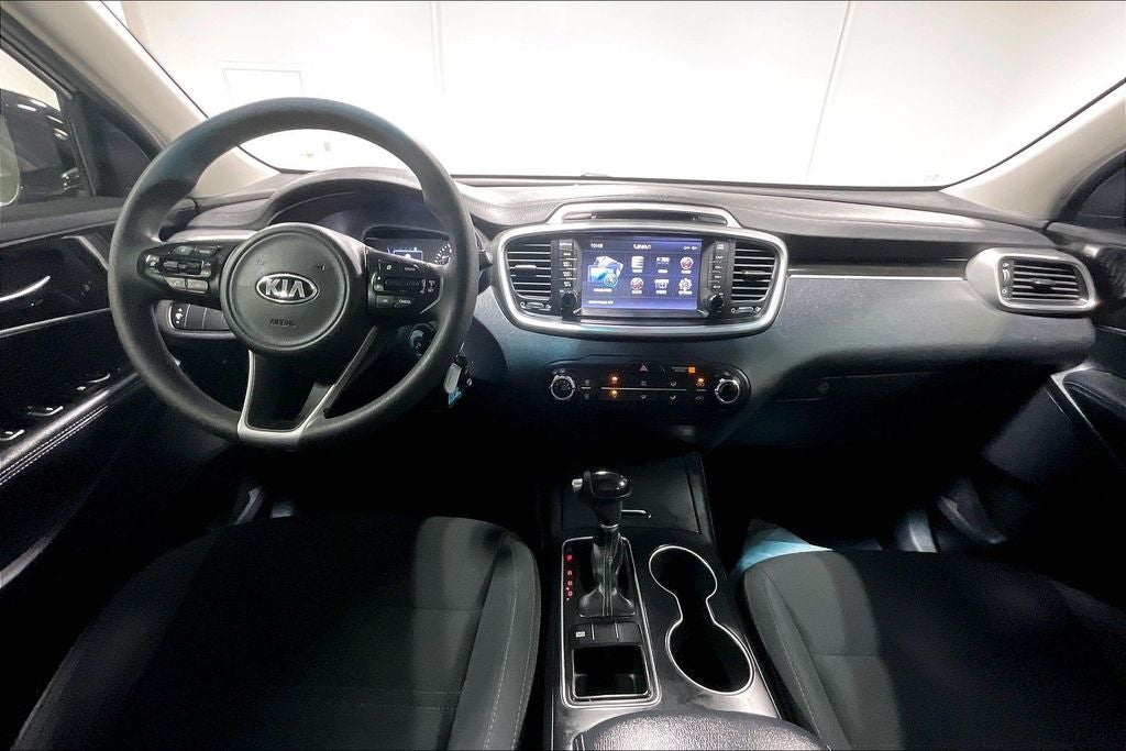 2016 Kia Sorento L