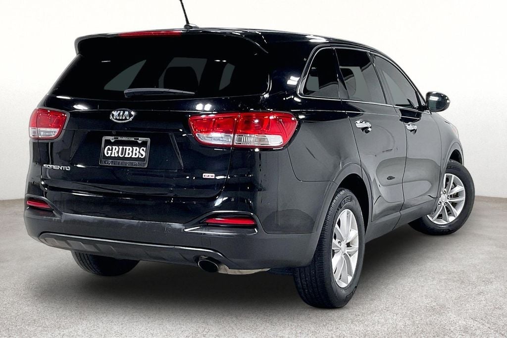 2016 Kia Sorento L
