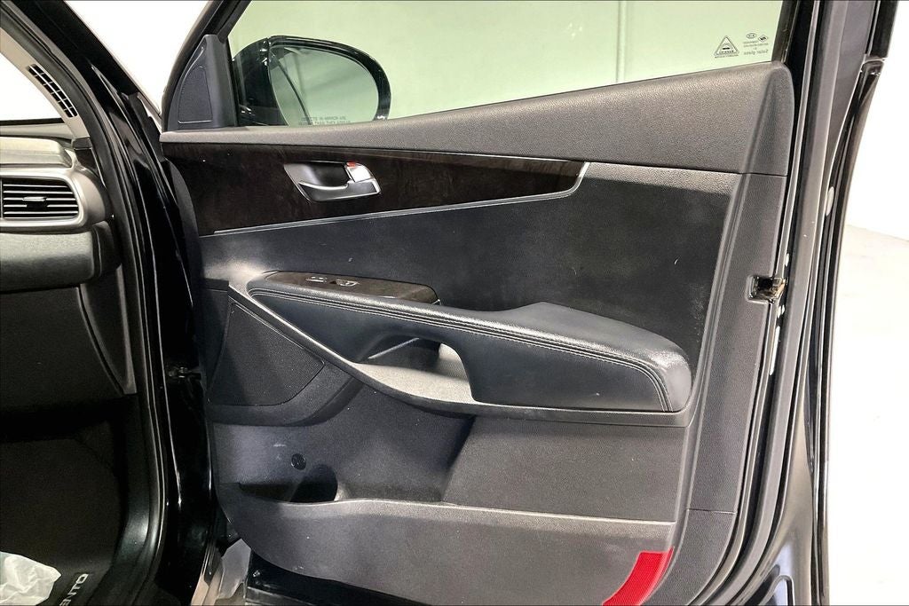 2016 Kia Sorento L