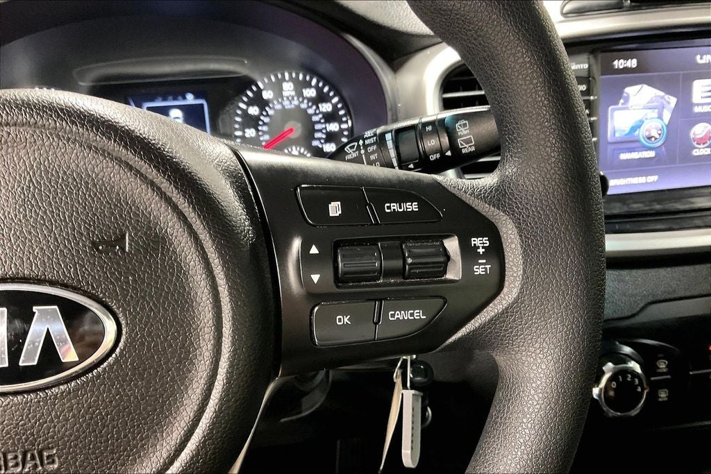 2016 Kia Sorento L