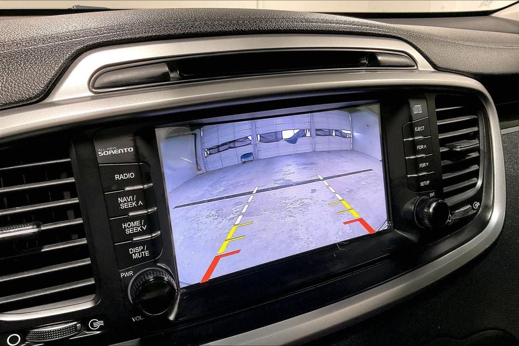 2016 Kia Sorento L