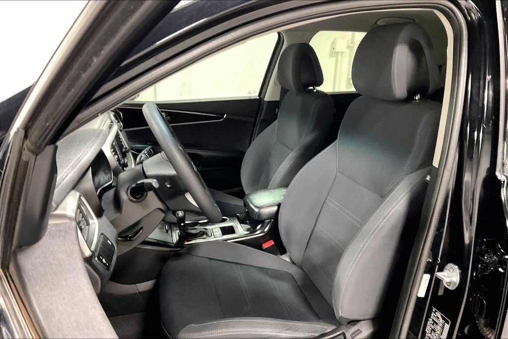 2016 Kia Sorento L