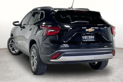 2024 Chevrolet Trax FWD LT