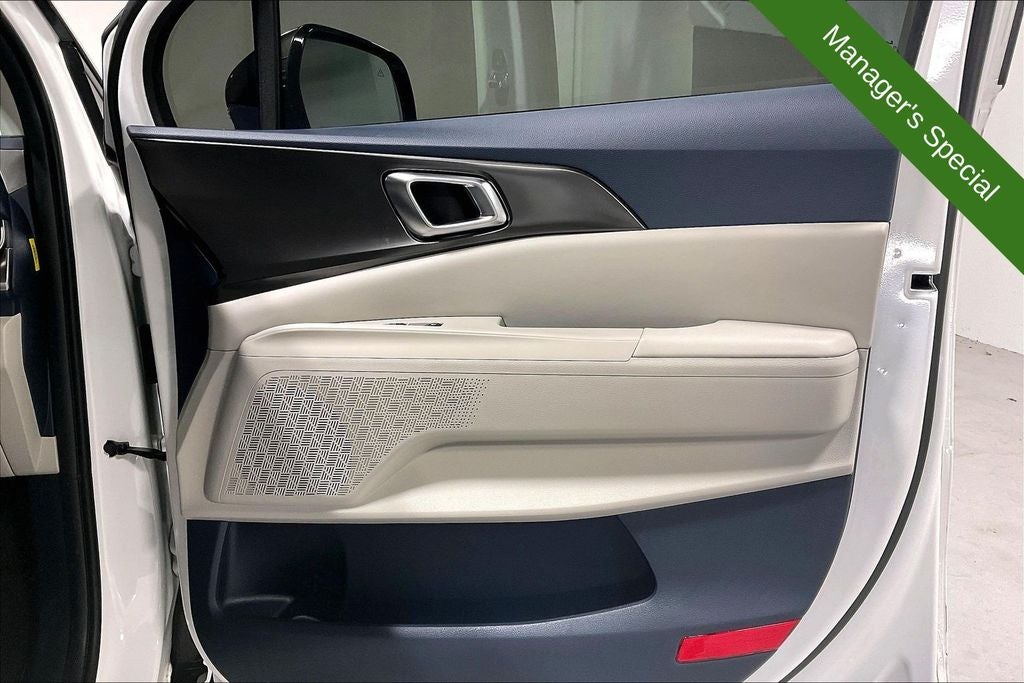 2025 Kia Carnival MPV SX