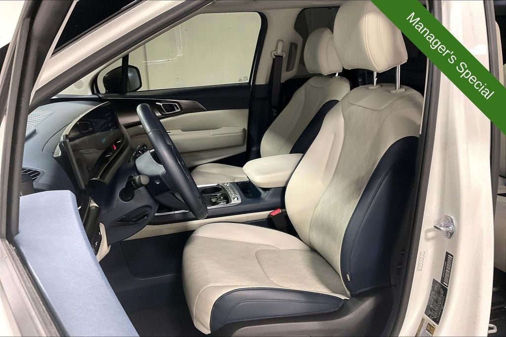 2025 Kia Carnival MPV SX